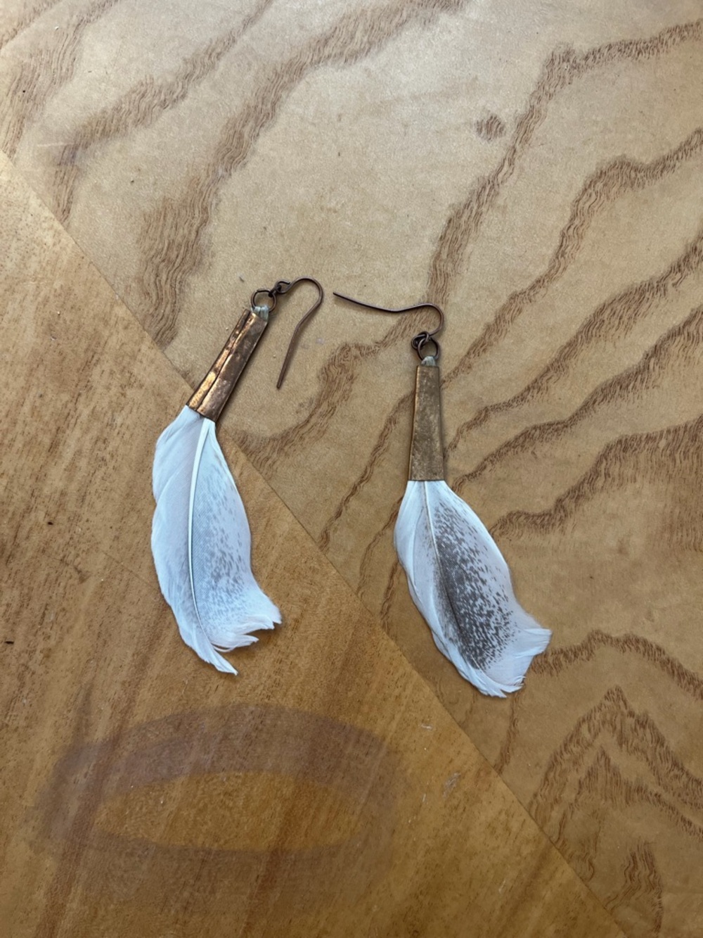 Boho Feather Dangle Earrings White Brown Gold Tone Lightweight